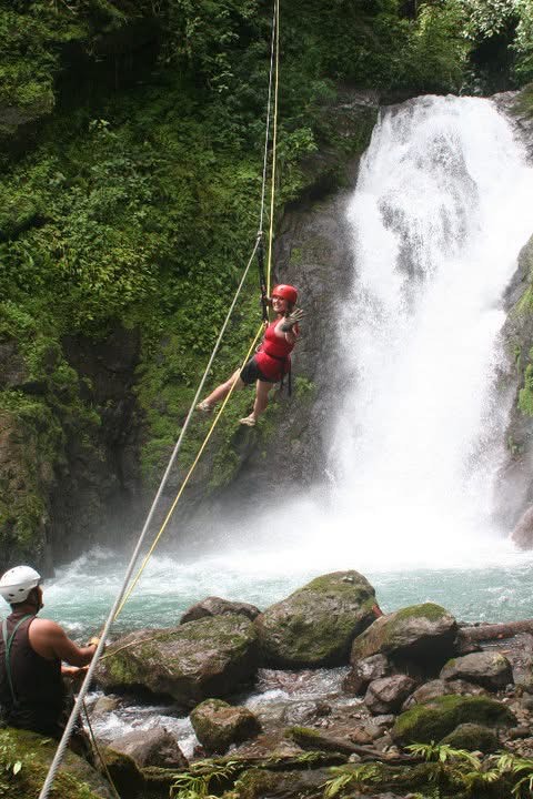 waterfall rappelling tour manuel antonio costa rica