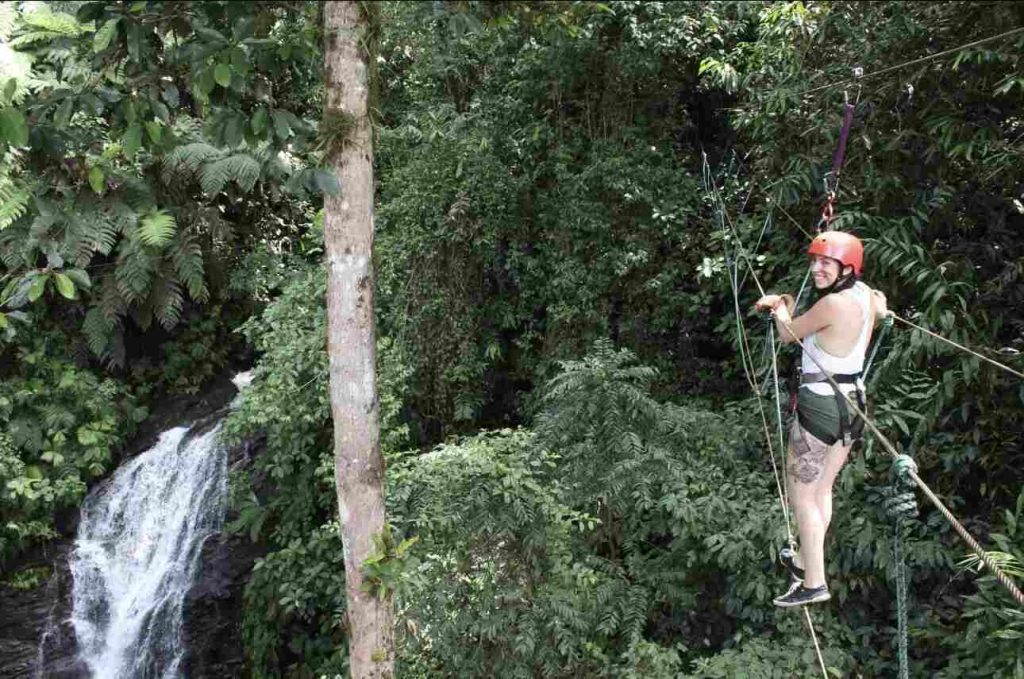 rappelling waterfall tour manuel antonio